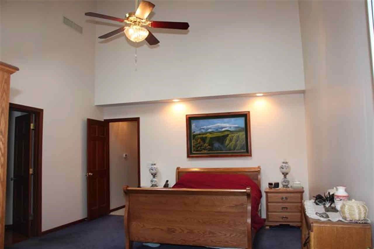 6189 E 450 N, Leesburg, IN 46538 photo 14