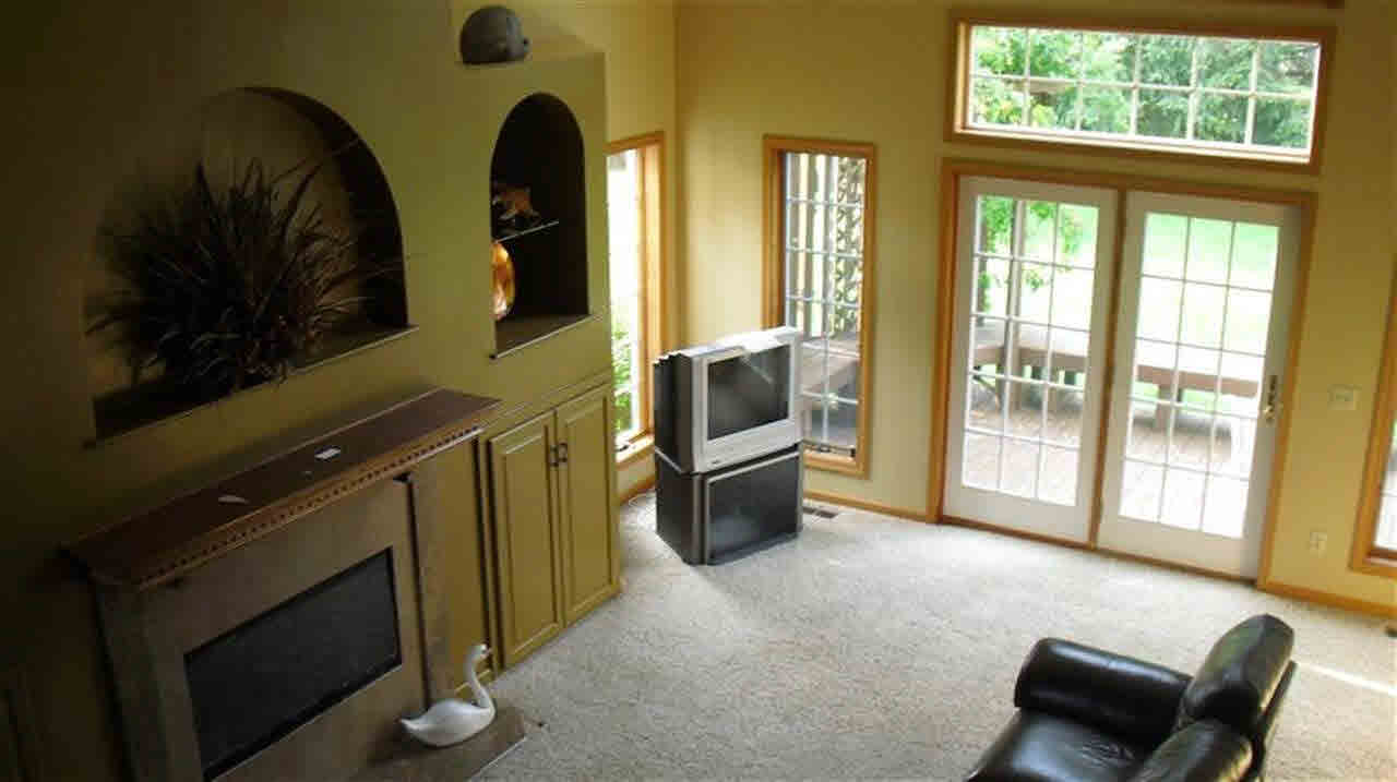4650 E Sunset Dr, Syracuse, IN 46567 photo 6