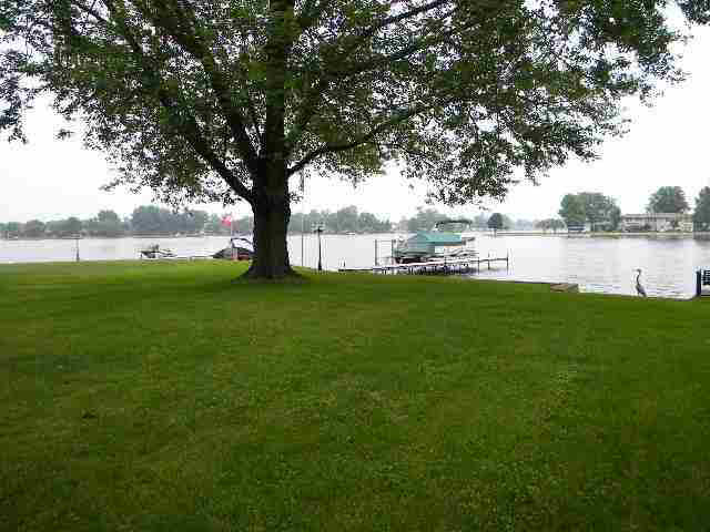 1119 Lakeshore Dr, Warsaw, IN 46580 photo 5