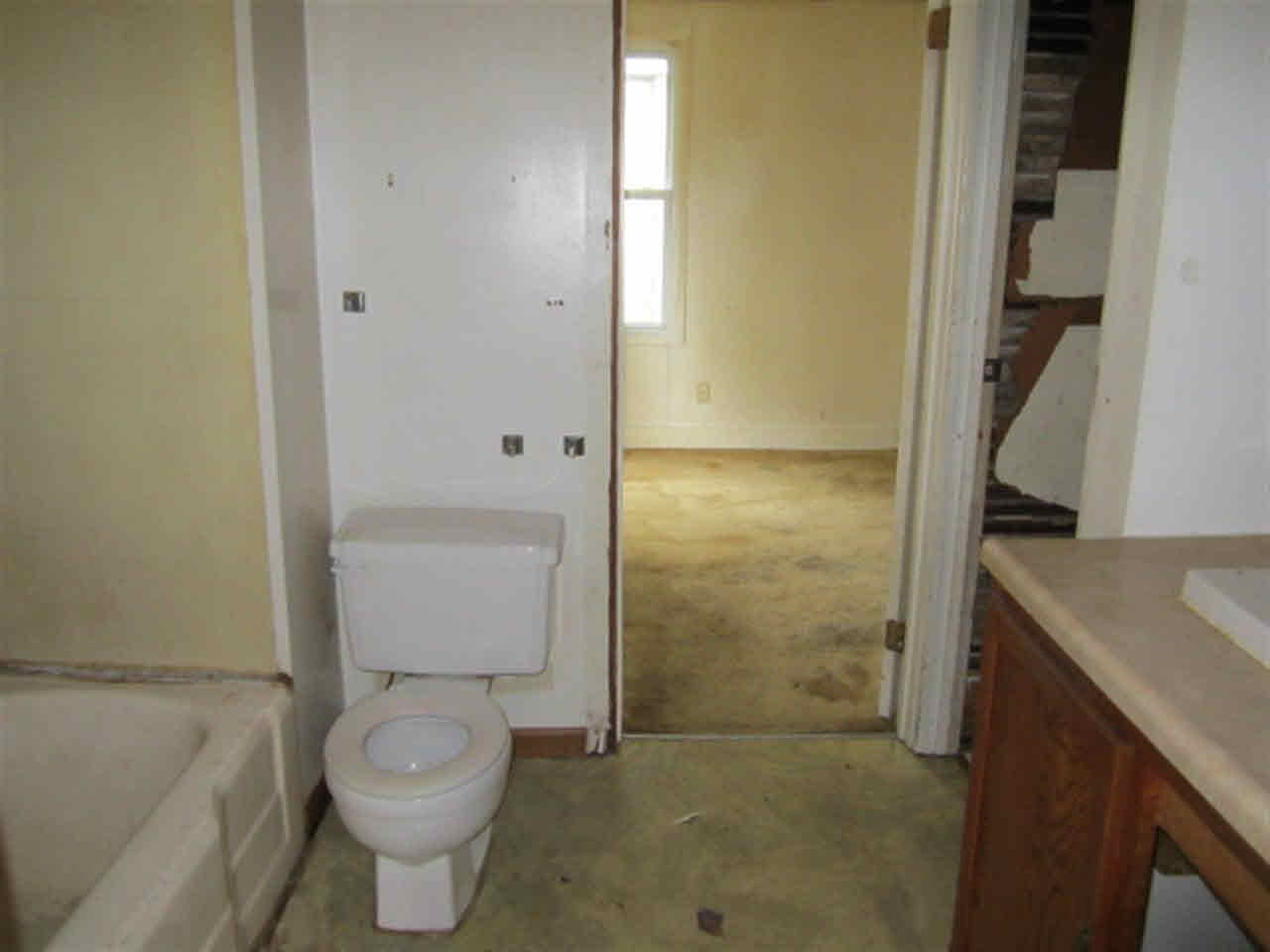 122 Fremont St, Elkhart, IN 46516 photo 7