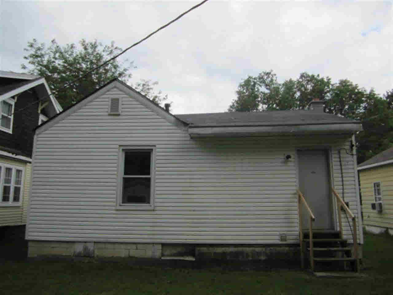 122 Fremont St, Elkhart, IN 46516 photo 2