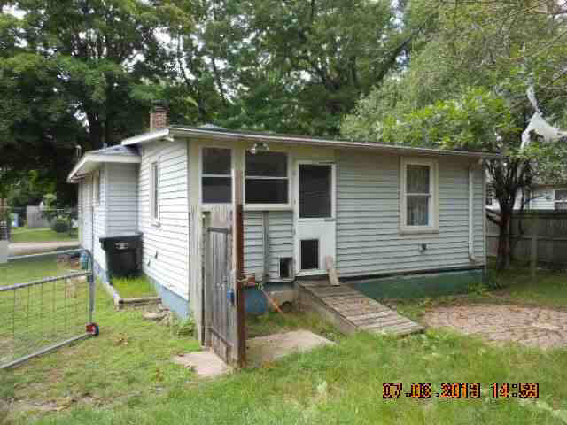 51558 Pond St, South Bend, IN 46637 photo 4
