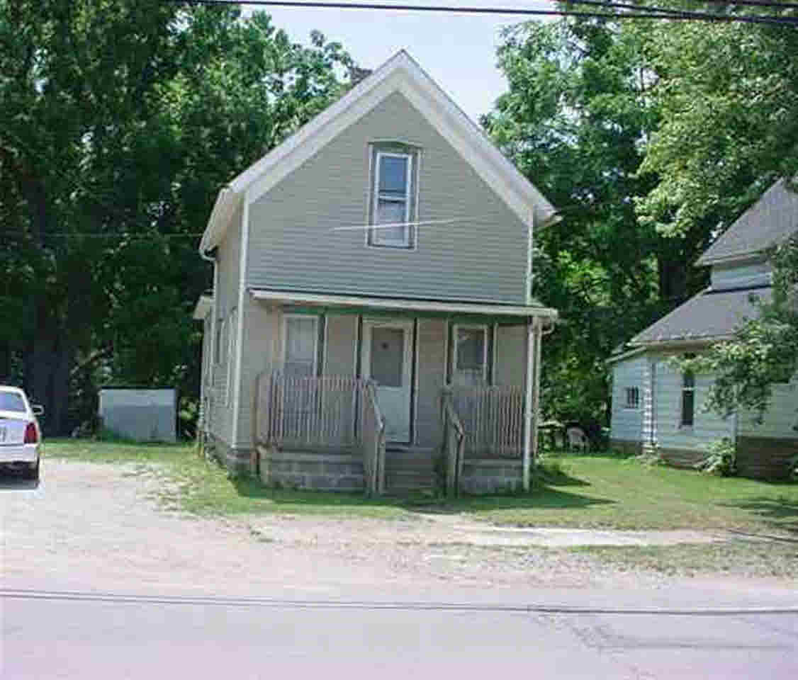 718 E Lincoln Ave, Goshen, IN 46528 photo 1