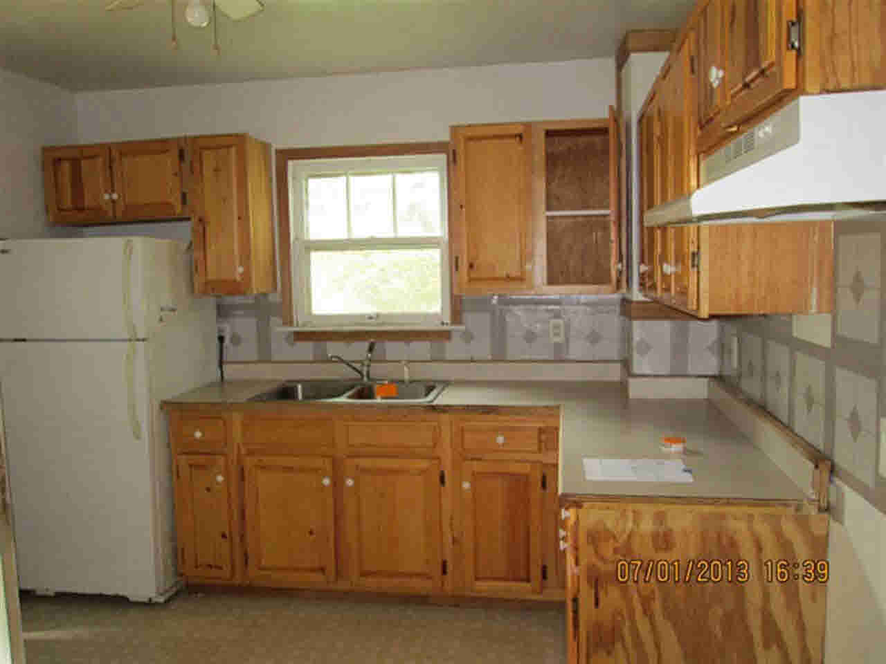 902 Glenwood Dr, Walkerton, IN 46574 photo 3
