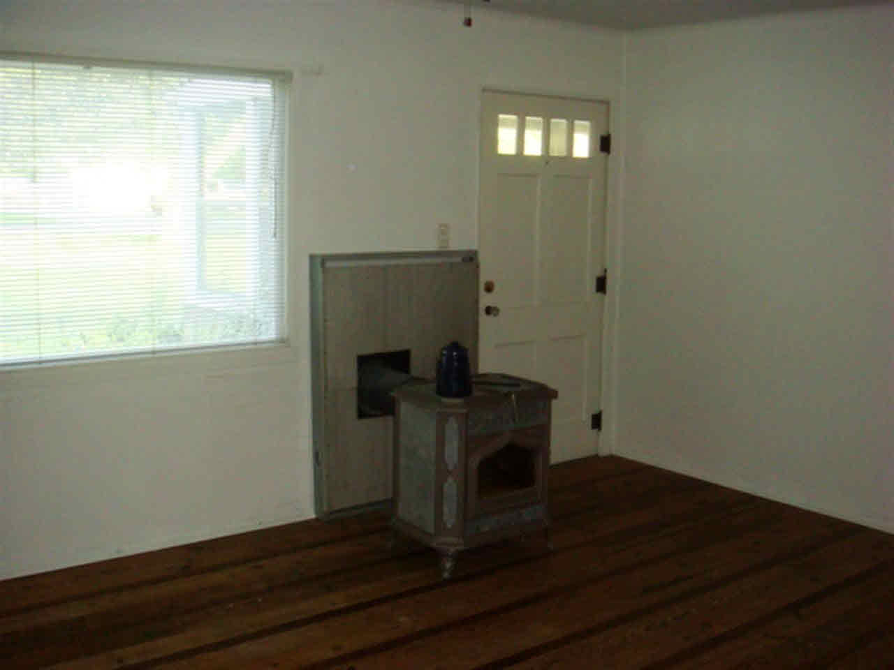 2321 S Sixth St, Elkhart, IN 46517 photo 3