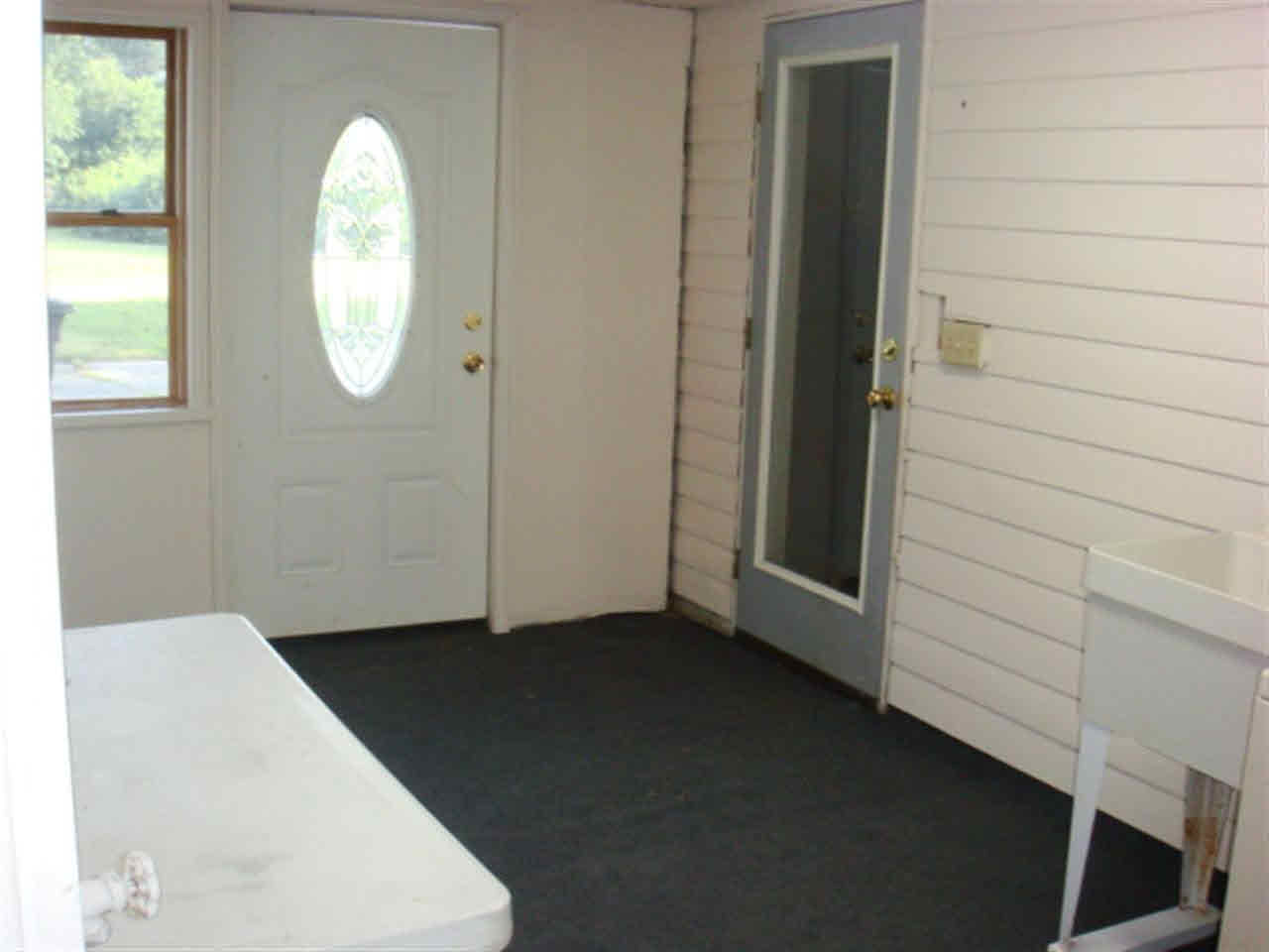 2321 S Sixth St, Elkhart, IN 46517 photo 2