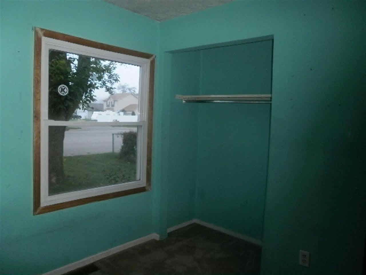 707 N Nappanee St, Nappanee, IN 46550 photo 5