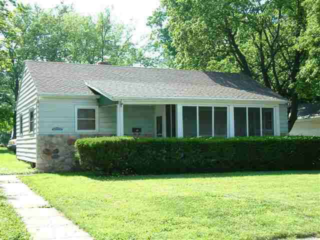 502 N Clark St, Nappanee, IN 46550 photo 1