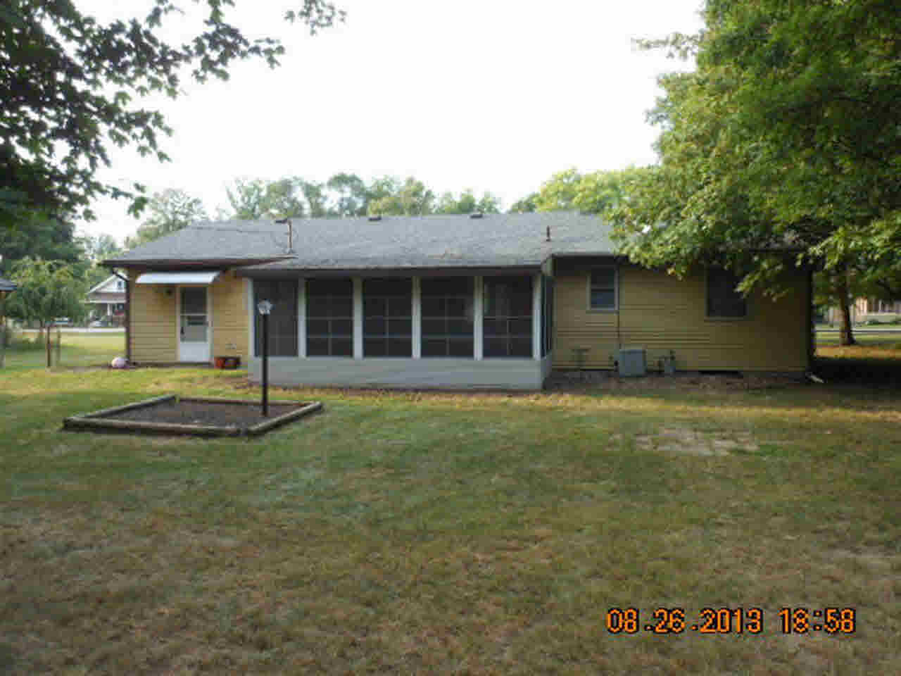 601 W Vistula St, Bristol, IN 46507 photo 6