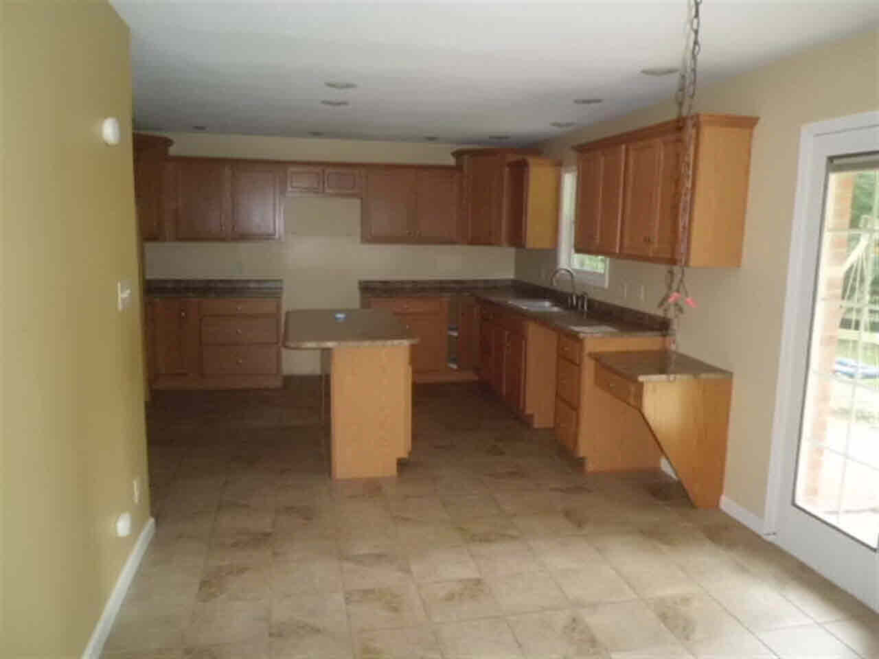 23318 Forest Ln, Elkhart, IN 46516 photo 4