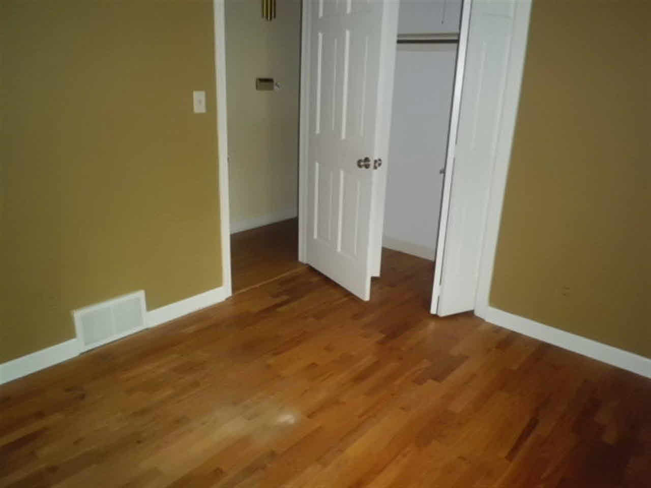 23318 Forest Ln, Elkhart, IN 46516 photo 6