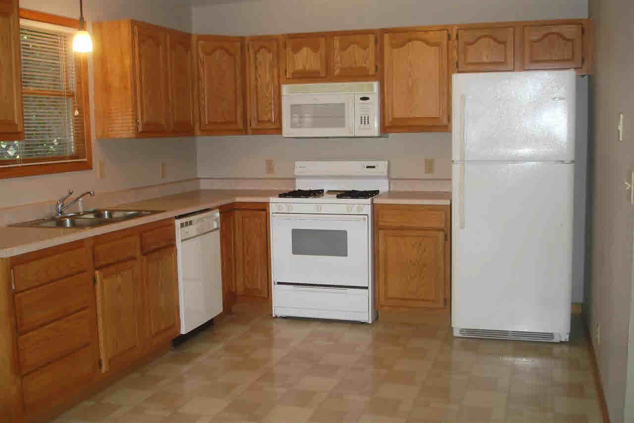 29514 Tara Pl, Elkhart, IN 46514 photo 5