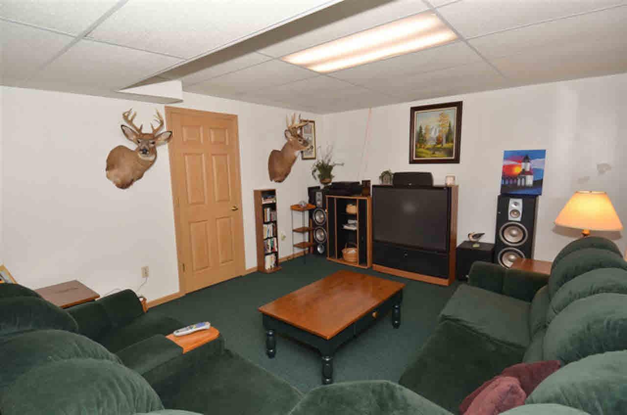 53700 Michael Ct, Elkhart, IN 46514 photo 4