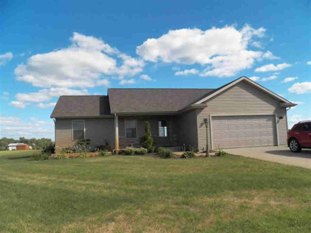 58748 Max Dr, Goshen, IN 46528 photo 1