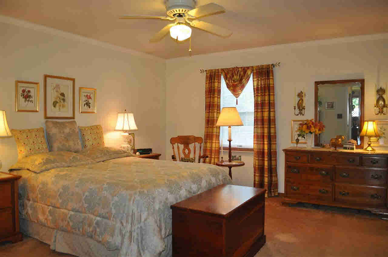 58216 Gary Dr, Goshen, IN 46528 photo 4