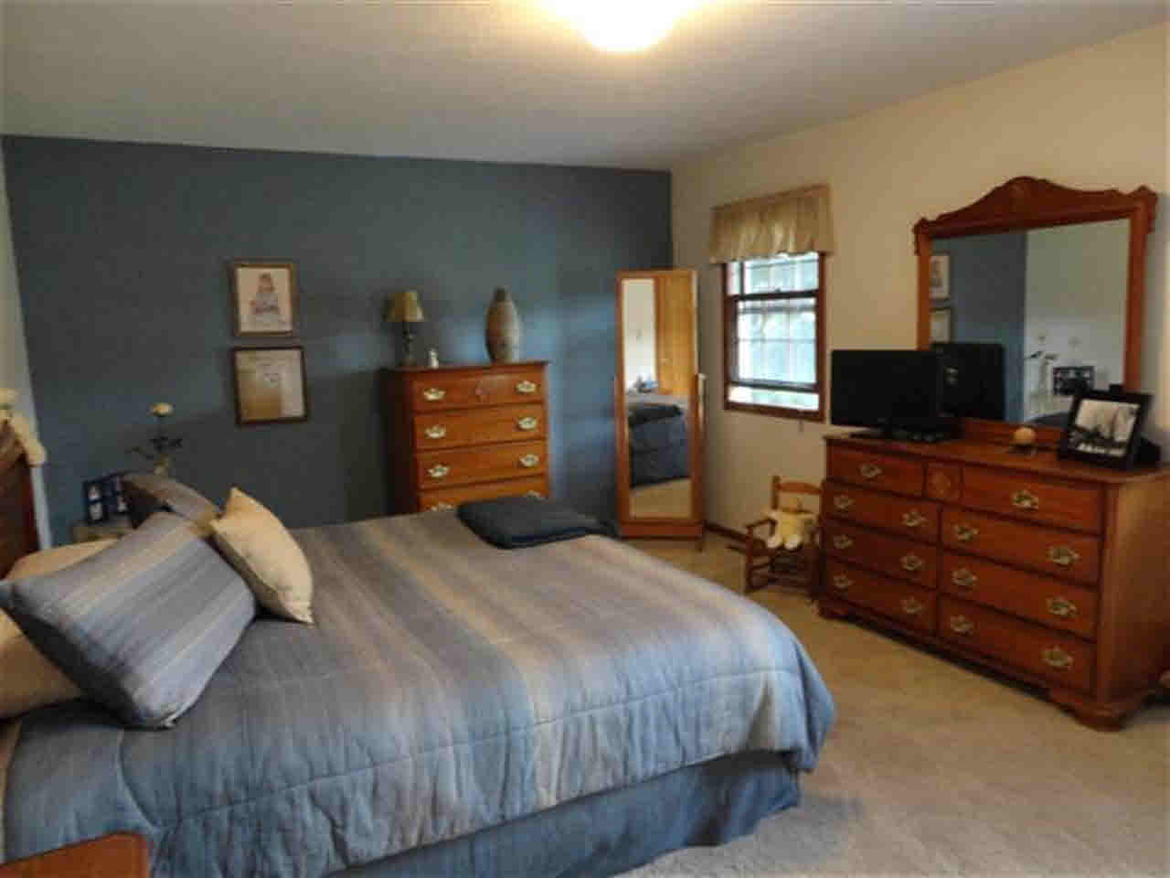 53547 Arrowwood Dr, Elkhart, IN 46514 photo 9