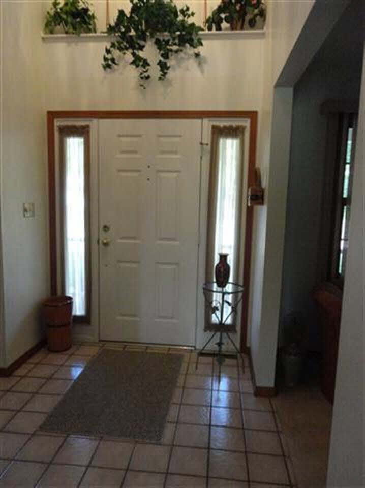 53547 Arrowwood Dr, Elkhart, IN 46514 photo 3