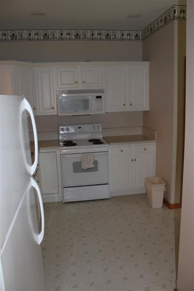 1313 Orchard Ln, Shipshewana, IN 46565 photo 7