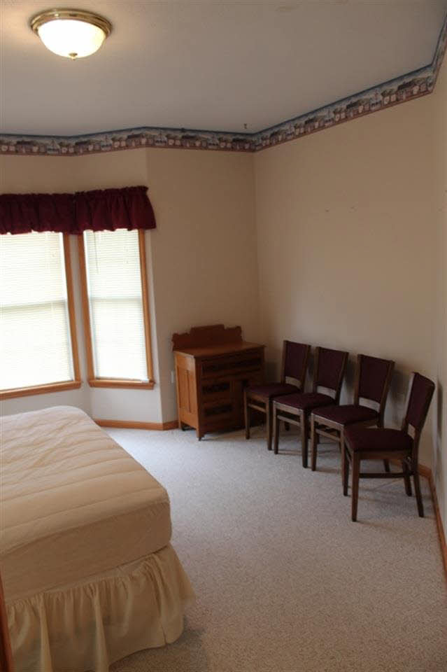 1313 Orchard Ln, Shipshewana, IN 46565 photo 9