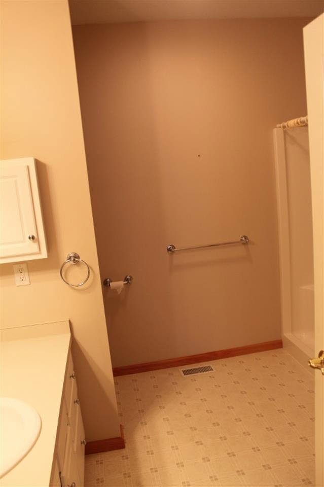 1313 Orchard Ln, Shipshewana, IN 46565 photo 10