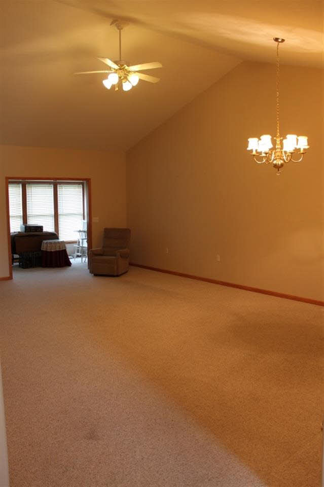 1313 Orchard Ln, Shipshewana, IN 46565 photo 4