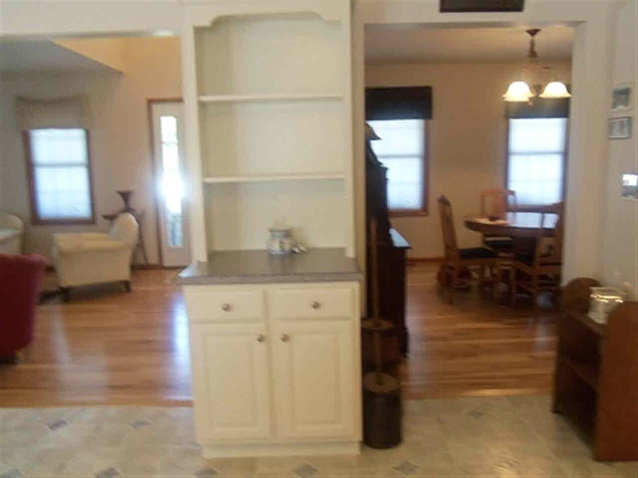325 Fairview Dr, Goshen, IN 46528 photo 7