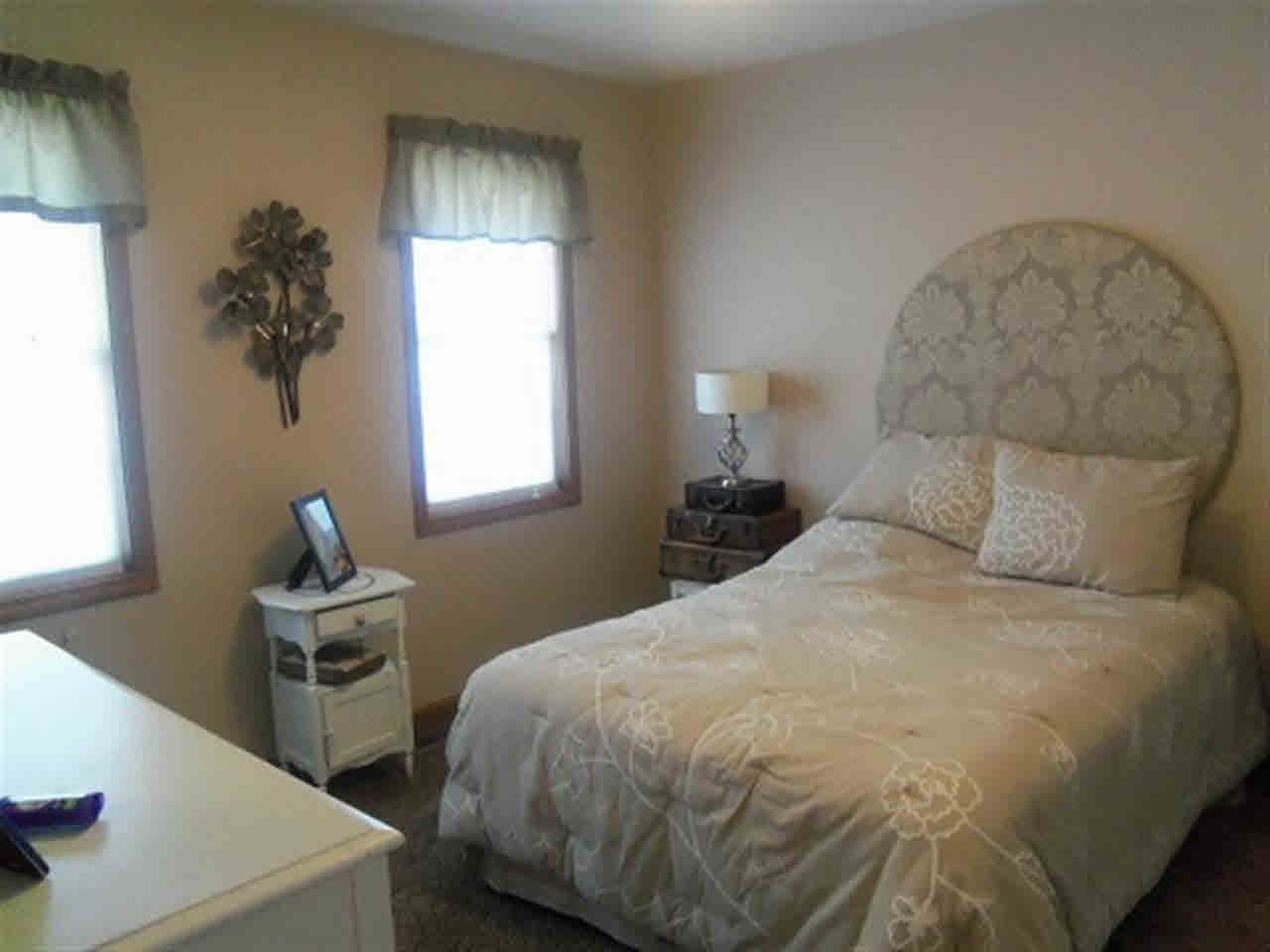 325 Fairview Dr, Goshen, IN 46528 photo 21