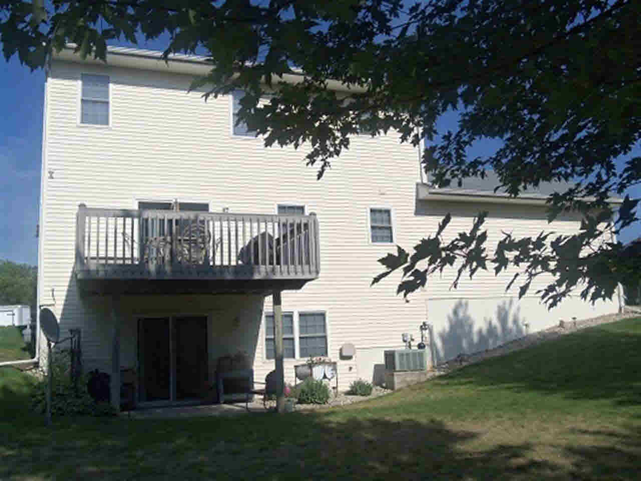 325 Fairview Dr, Goshen, IN 46528 photo 28