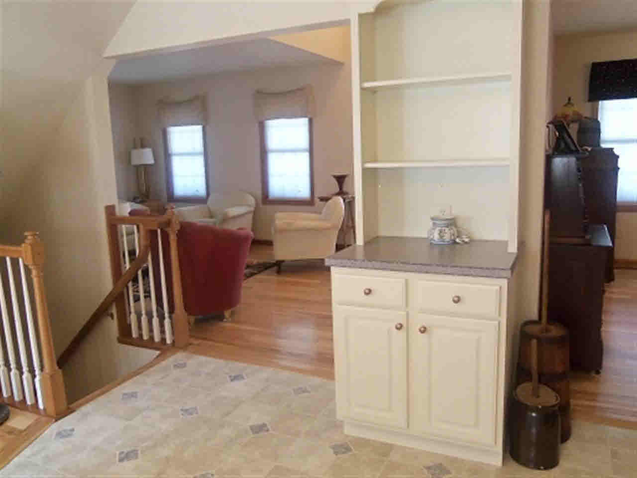 325 Fairview Dr, Goshen, IN 46528 photo 8