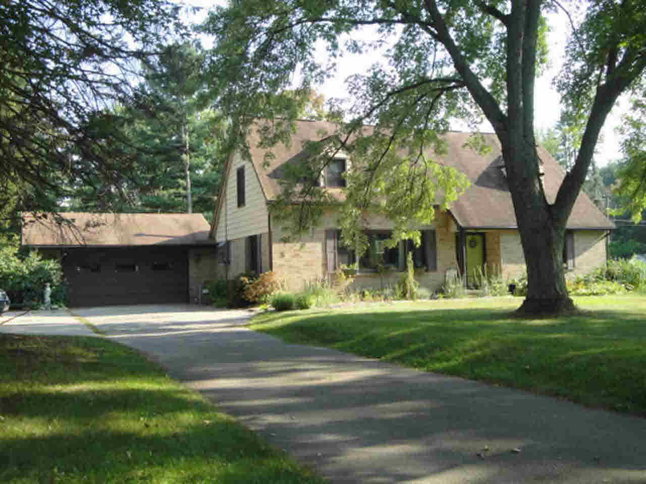 903 W Vistula St, Bristol, IN 46507 photo 1