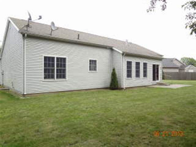 54239 Bridgeview Ct, Elkhart, IN 46514 photo 2