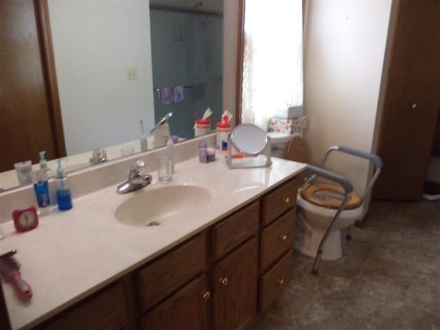 120 Kousa Ct, Goshen, IN 46526 photo 8