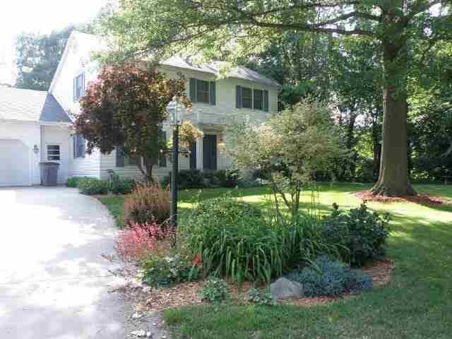 64859 Orchard Dr, Goshen, IN 46526 photo 2