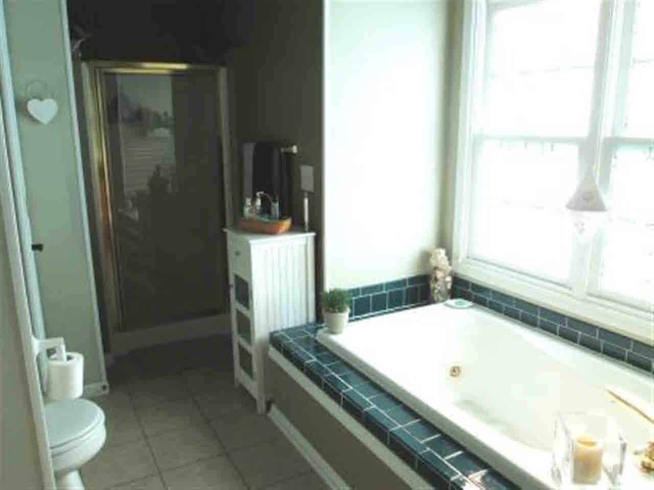 20976 Rivers Edge Dr, Goshen, IN 46528 photo 9