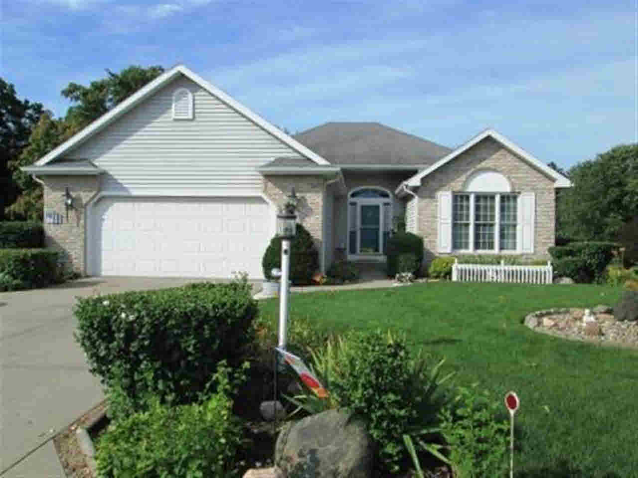 20976 Rivers Edge Dr, Goshen, IN 46528 photo 1