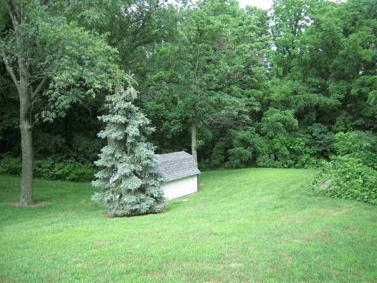 502 Skyview Dr, Middlebury, IN 46540 photo 24