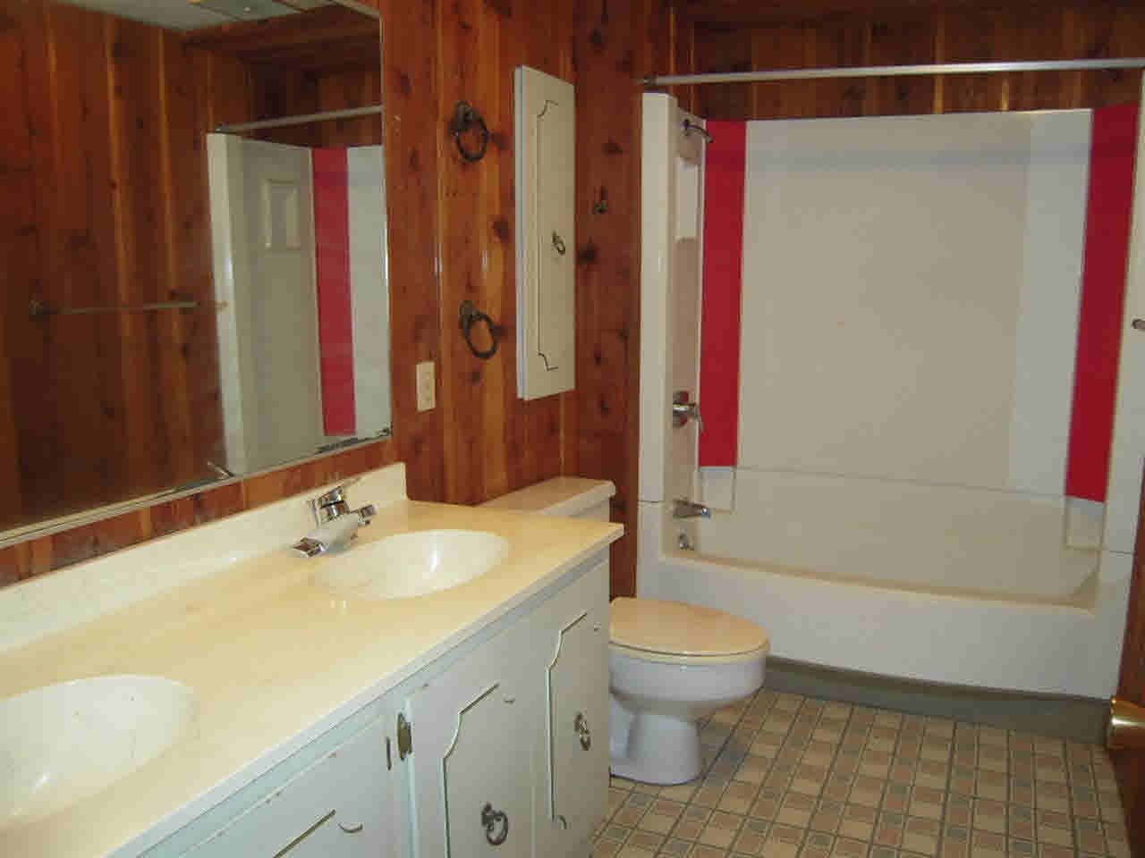 502 Skyview Dr, Middlebury, IN 46540 photo 18