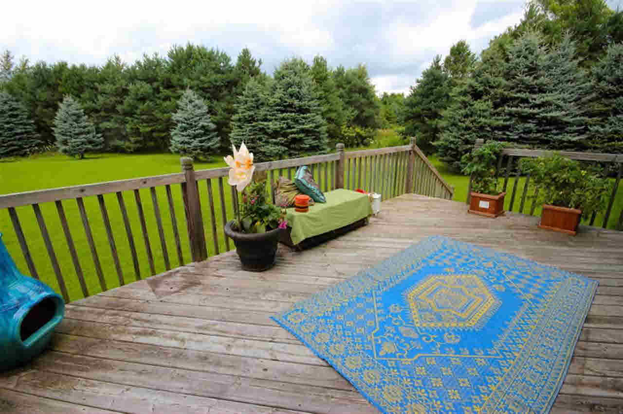 53341 Corwin Dr, Granger, IN 46530 photo 2