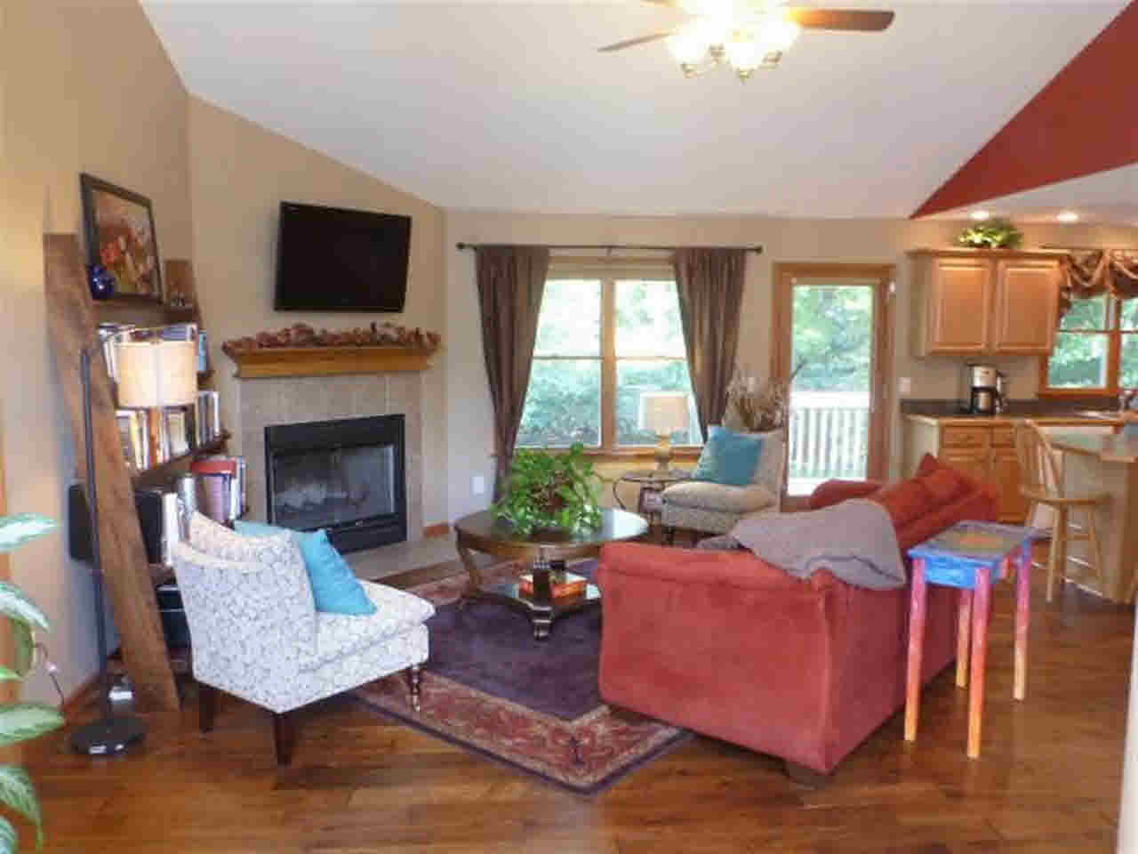 55628 Nadelhorn Pl, Middlebury, IN 46540 photo 4