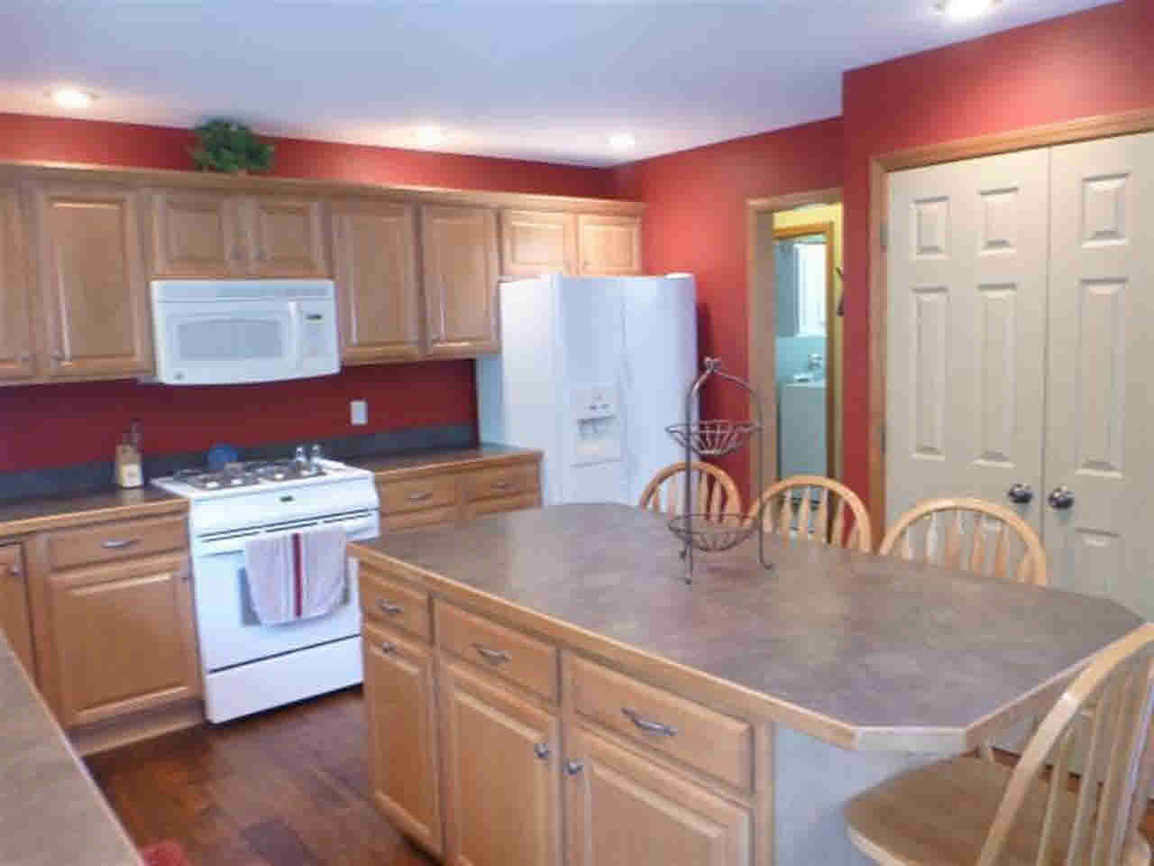 55628 Nadelhorn Pl, Middlebury, IN 46540 photo 9