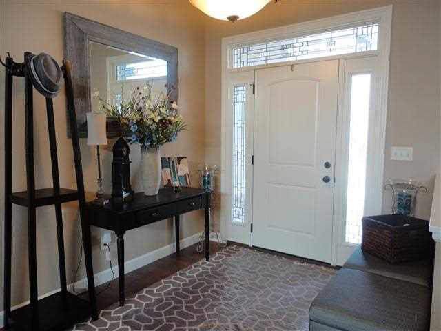20084 Stone Creek Dr, Goshen, IN 46528 photo 2
