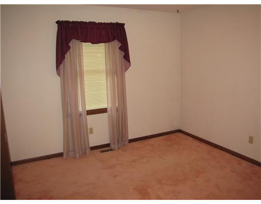 10252 Golden Wheat Dr, Granger, IN 46530 photo 18
