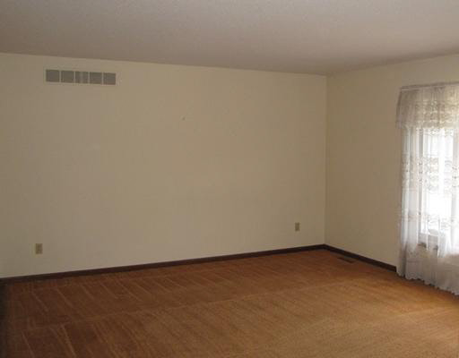 10252 Golden Wheat Dr, Granger, IN 46530 photo 11