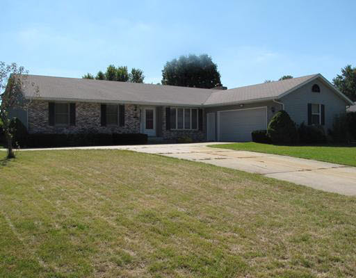 10252 Golden Wheat Dr, Granger, IN 46530 photo 1