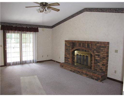 10252 Golden Wheat Dr, Granger, IN 46530 photo 7