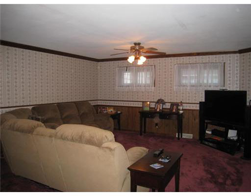 847 Garden Ln, South Bend, IN 46619 photo 7