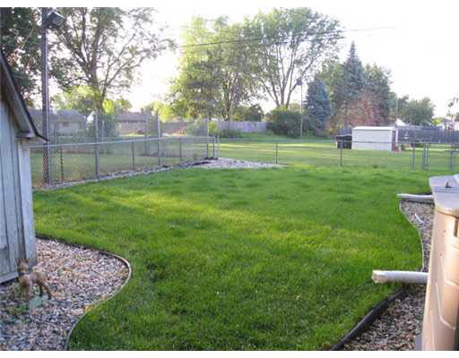 847 Garden Ln, South Bend, IN 46619 photo 19
