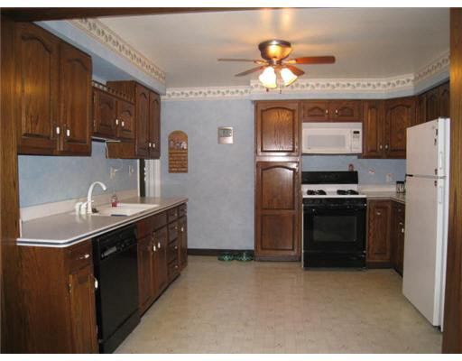 847 Garden Ln, South Bend, IN 46619 photo 4