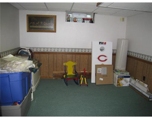 847 Garden Ln, South Bend, IN 46619 photo 16