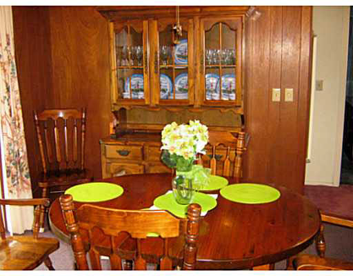 1333 Berkshire Dr, South Bend, IN 46614 photo 4
